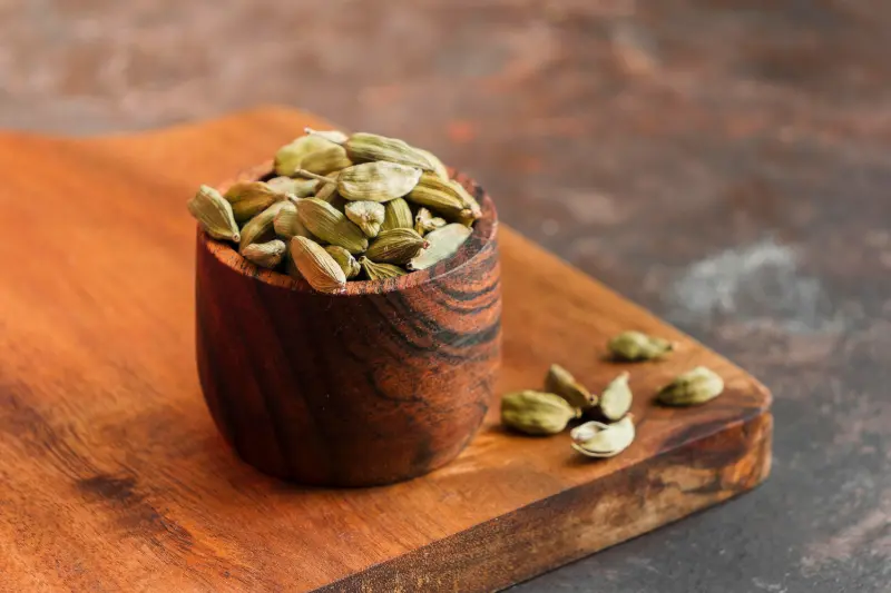 Cardamom Oil for Holistic Wellness & Aromatherapy