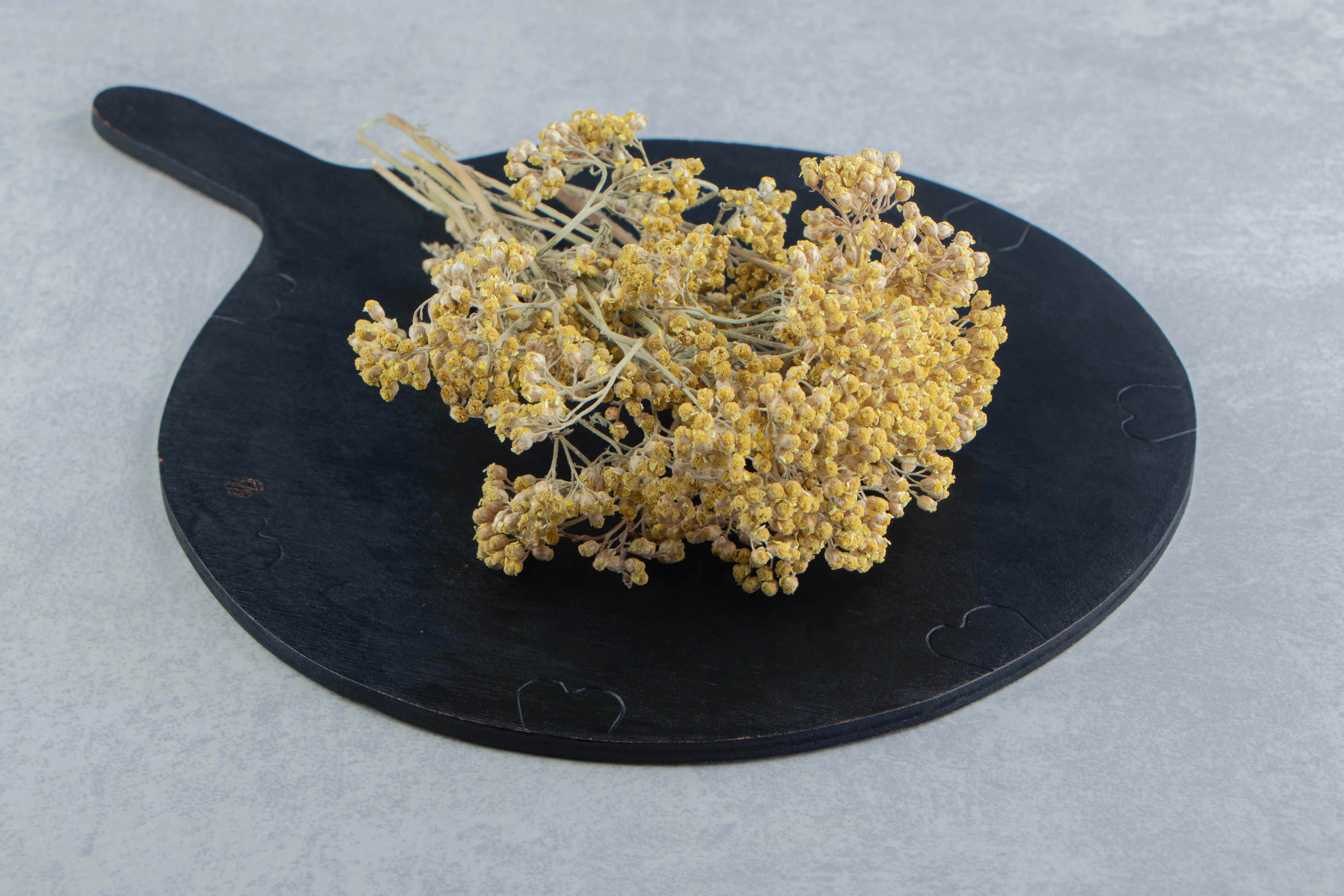 Davana Oil For Food Flavors and Beverage Products